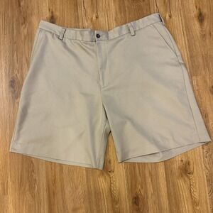 IZOD XFG‎ Khaki Men's Golf Shorts Size 44 High Rise Khaki